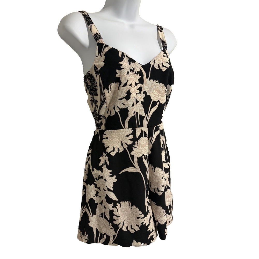 Topshop Romper ~Sz 2~Black Cream Floral Crepe Sleeveless Tie Back Femme Festival